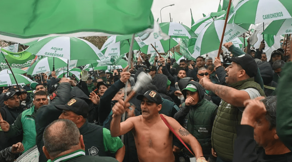 Sectores sindicales y agrupaciones de izquierda movilizan frente a las reformas de&nbsp;gestión