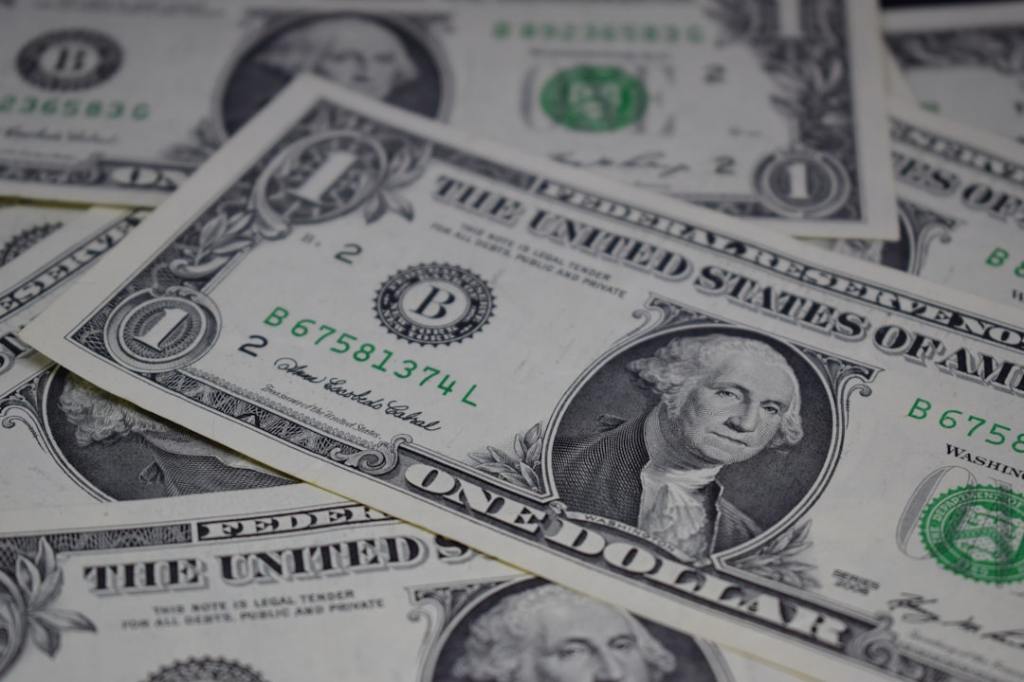 Vencimientos generan turbulencia: BCRA modifica su postura en el mercado de cambios